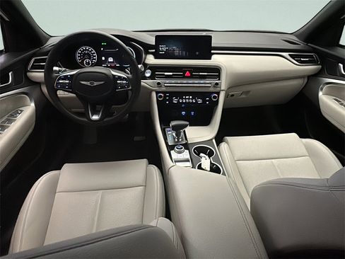 Certified 2025 Genesis G70 2.5T image 18