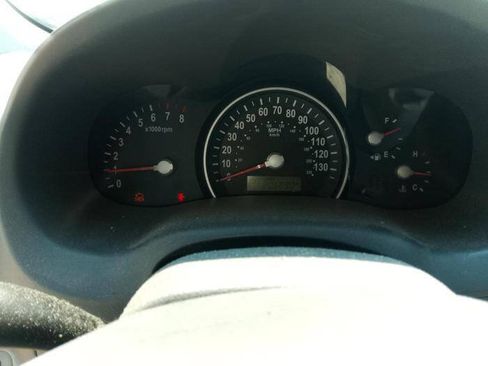 Used 2006 Kia Sedona FWD image 35