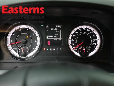 Used 2019 RAM 1500 Classic SLT AWD/4WD image 17