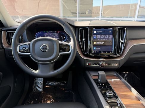 Used 2023 Volvo XC60 B5 Plus w/ Protection Package Premier image 16