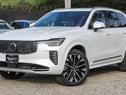 New 2026 Volvo XC90 T8 Plus w/ Protection Package