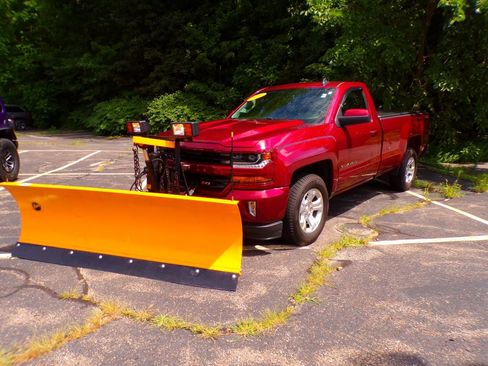 Used 2016 Chevrolet Silverado 1500 LT w/ LT Convenience Package AWD/4WD image 1