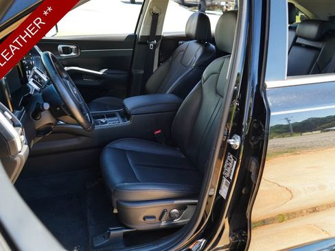 Used 2021 Kia Sorento S FWD image 7