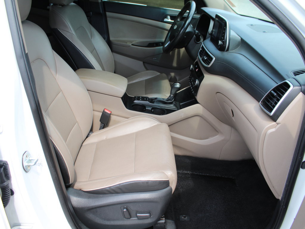 Used 2020 Hyundai Tucson Ultimate w/ Cargo Package AWD/4WD image 12