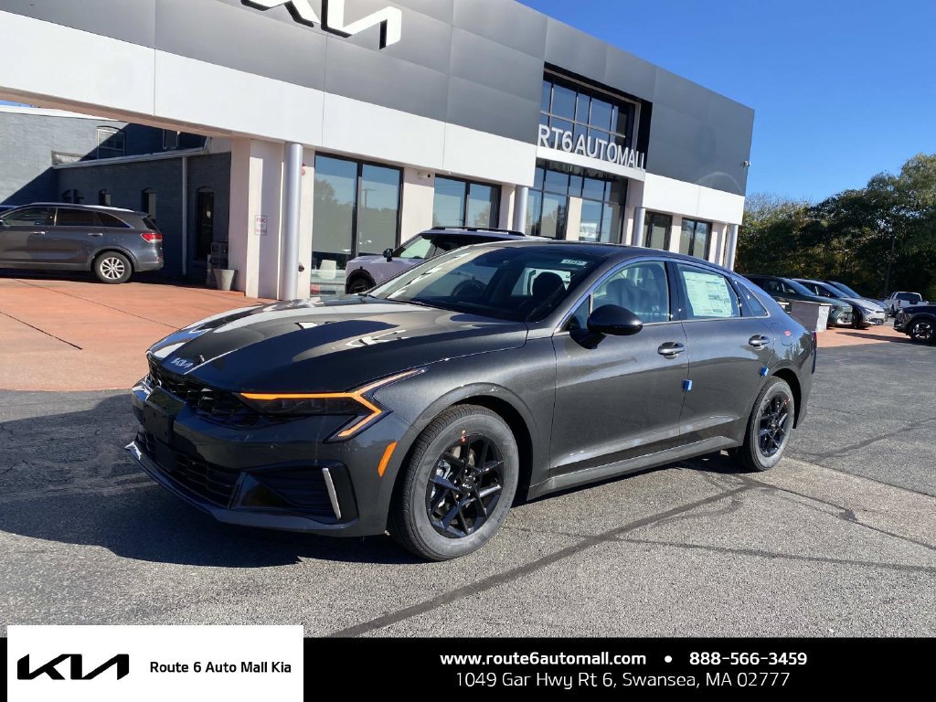 New 2027 Kia K5 LXS FWD image 1