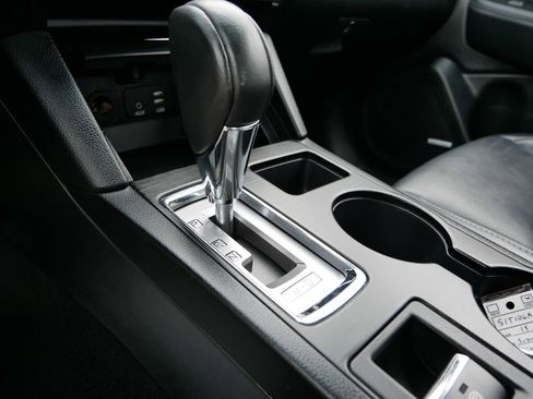 Used 2015 Subaru Legacy 2.5i Limited image 21