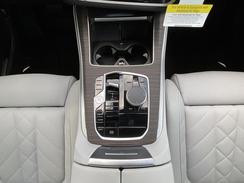 New 2026 BMW X5 sDrive40i image 21