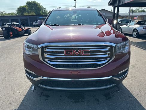 Used 2017 GMC Acadia SLT AWD/4WD image 3