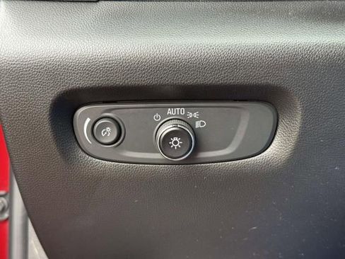 Certified 2023 Chevrolet Traverse LT image 22