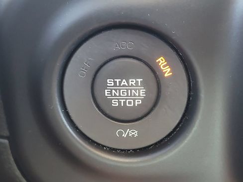 Used 2020 Jeep Wrangler Unlimited Sport AWD/4WD image 28