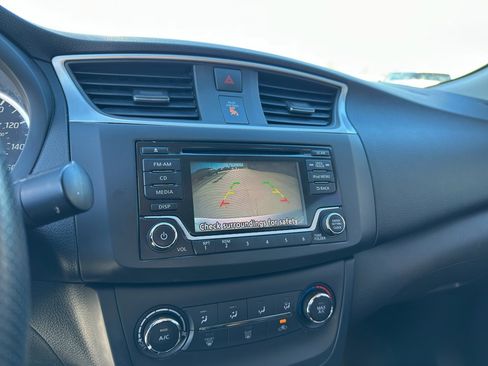Used 2018 Nissan Sentra S image 19