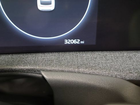Used 2023 Kia EV6 Wind AWD/4WD image 38