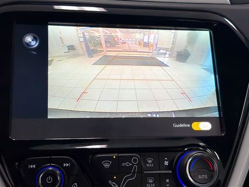 Used 2018 Chevrolet Bolt LT image 13