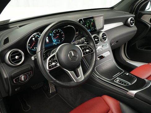 Used 2022 Mercedes-Benz GLC 300 4MATIC Coupe image 32