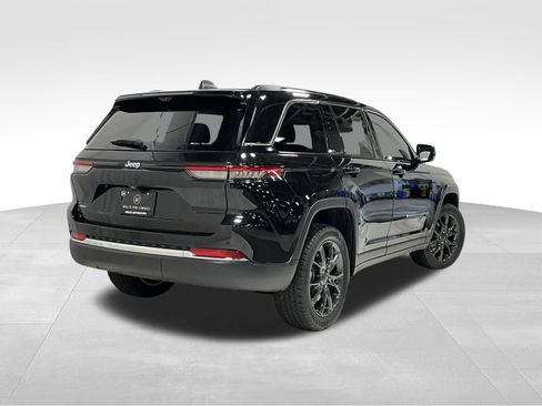 Used 2022 Jeep Grand Cherokee Limited 4xe w/ Luxury Tech Group II AWD/4WD image 5