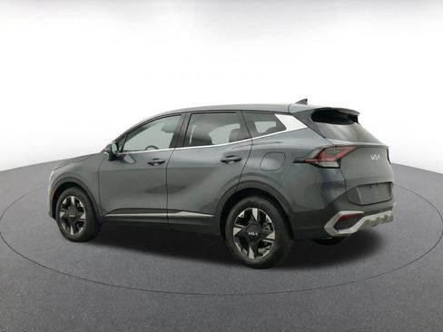 Used 2026 Kia Sportage LX FWD image 5