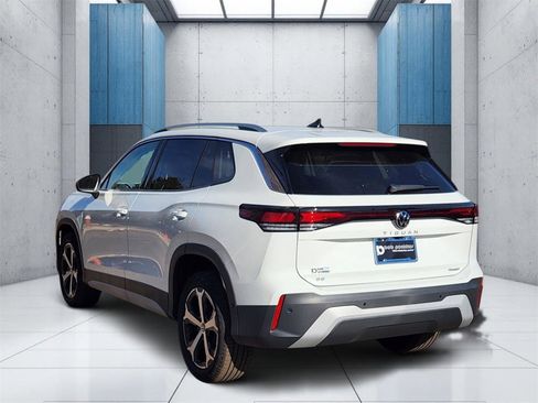 New 2026 Volkswagen Tiguan SE image 26