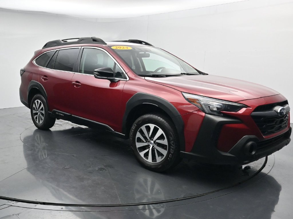 Used 2024 Subaru Outback Premium AWD/4WD image 2