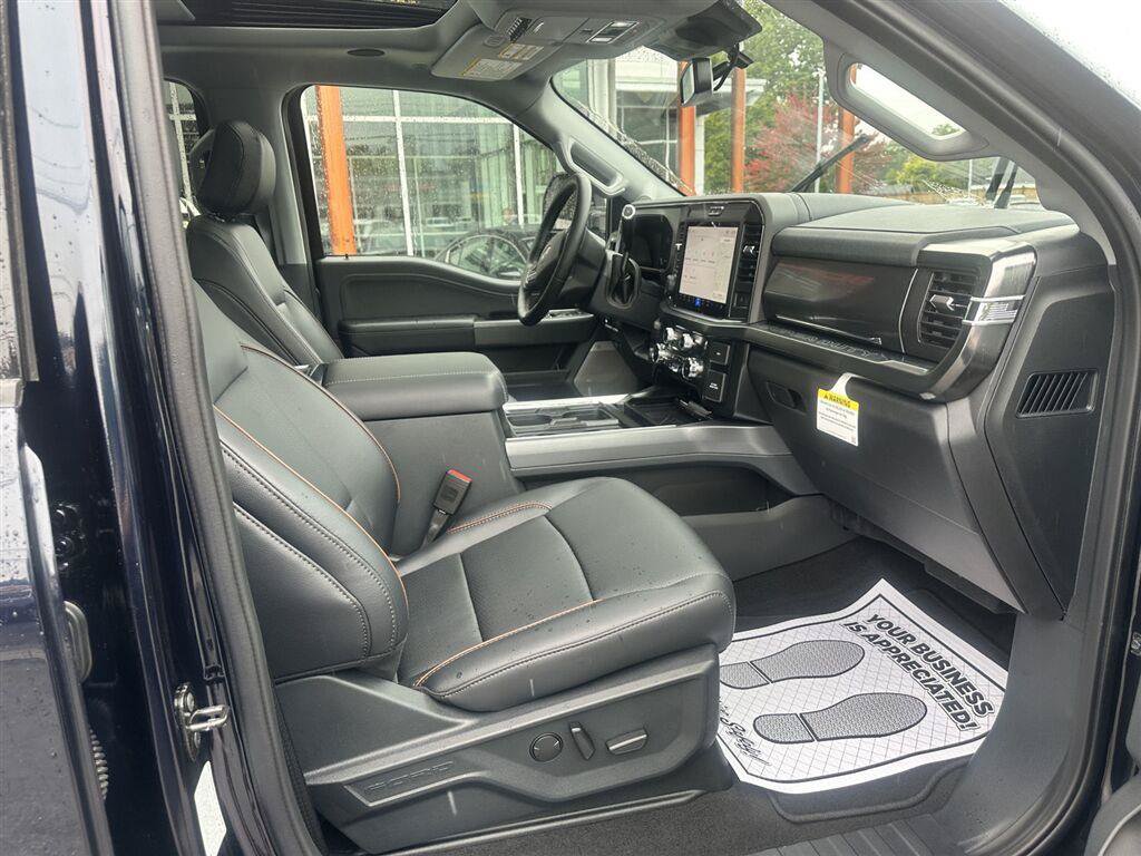 Used 2025 Ford F250 Lariat w/ Lariat Ultimate Package AWD/4WD image 11