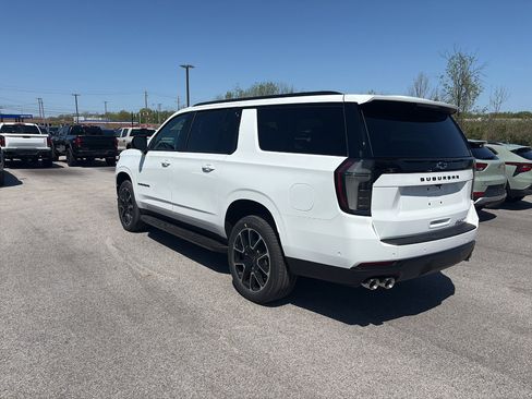 New 2026 Chevrolet Suburban RST AWD/4WD image 3