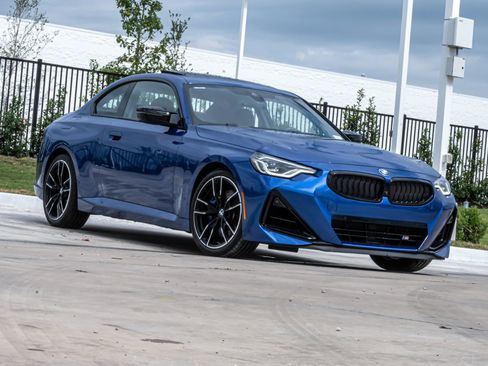 Certified 2025 BMW M240i Coupe RWD image 32