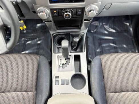 Used 2011 Toyota 4Runner SR5 AWD/4WD image 18