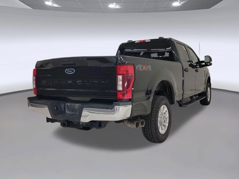 Used 2022 Ford F250 XLT AWD/4WD image 7