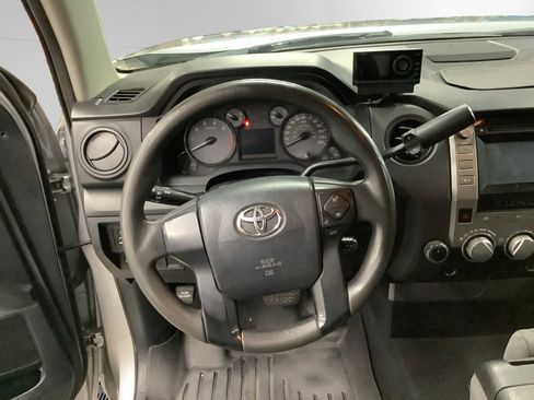 Used 2014 Toyota Tundra SR image 12