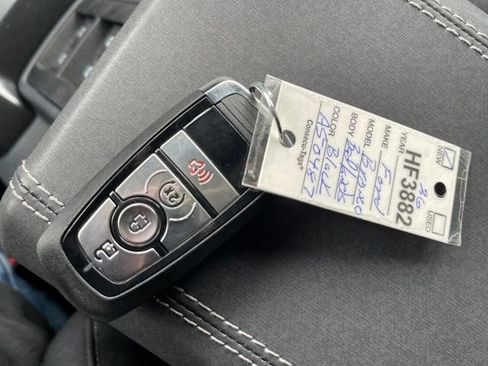 New 2026 Ford Bronco Badlands image 26