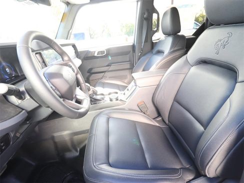 New 2025 Ford Bronco Big Bend w/ Black Diamond Package image 2