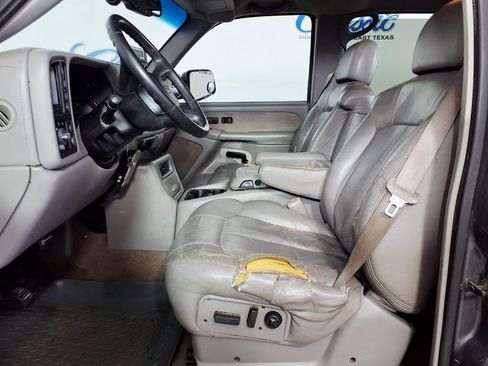 Used 2001 Chevrolet Silverado 3500 LT w/ Off-Road Skid Plate Pkg image 9