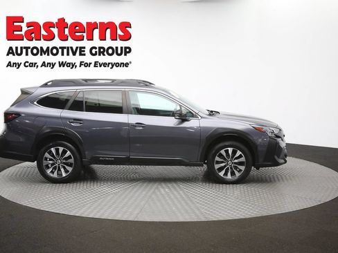 Used 2023 Subaru Outback Limited AWD/4WD image 42