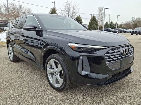 New 2025 Audi Q5 Premium Plus image 2