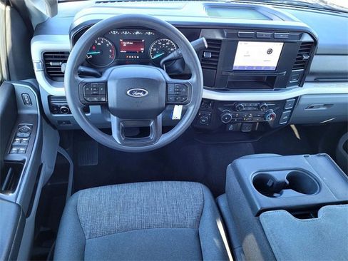 Certified 2024 Ford F250 XLT image 9