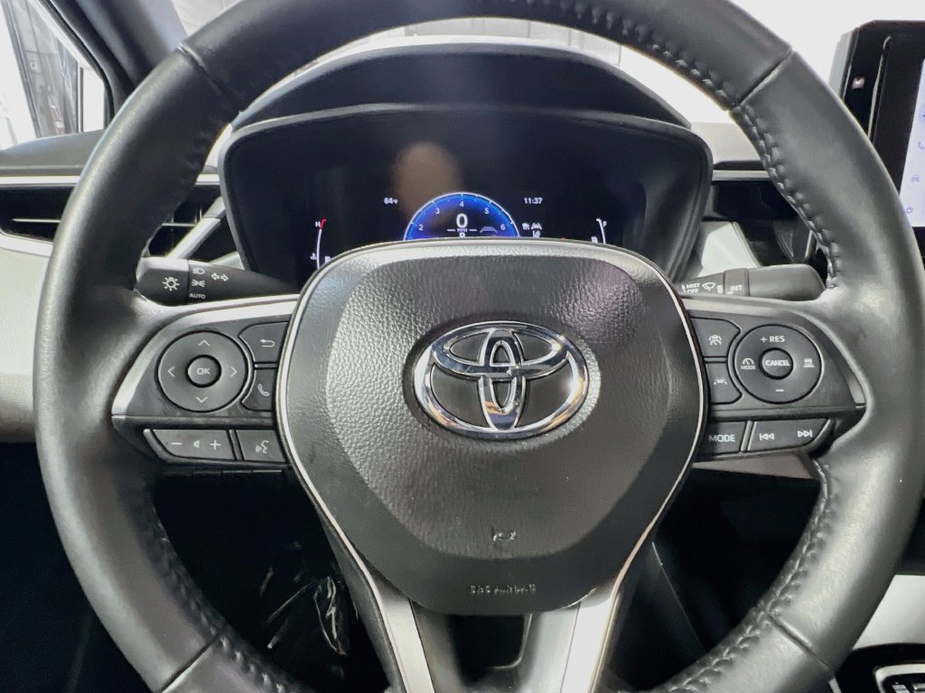 Used 2026 Toyota Corolla SE FWD image 15