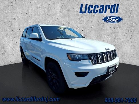 Used 2019 Jeep Grand Cherokee Altitude AWD/4WD image 1