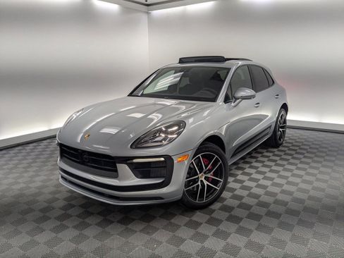 Used 2024 Porsche Macan S image 1