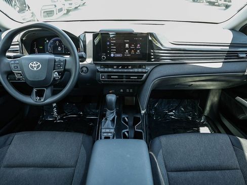 Used 2026 Toyota Camry LE w/ Convenience Package FWD image 10