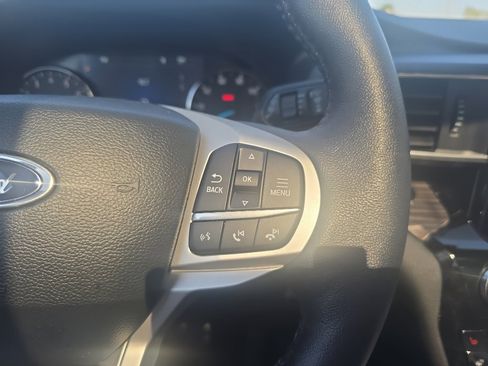 Used 2023 Ford Explorer Limited w/ Limited Technology Package image 26