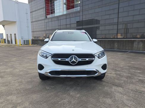 Certified 2026 Mercedes-Benz GLC 300 image 2