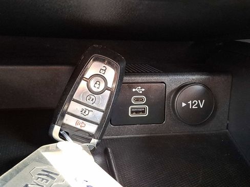 Used 2024 Ford Escape ST-Line image 24