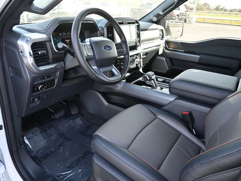 New 2025 Ford F150 Lariat w/ Equipment Group 501A Mid image 16