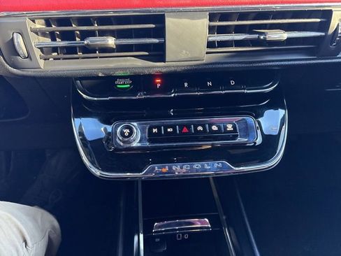 Used 2023 Lincoln Corsair Reserve w/ Rear Removable Package Tray image 19