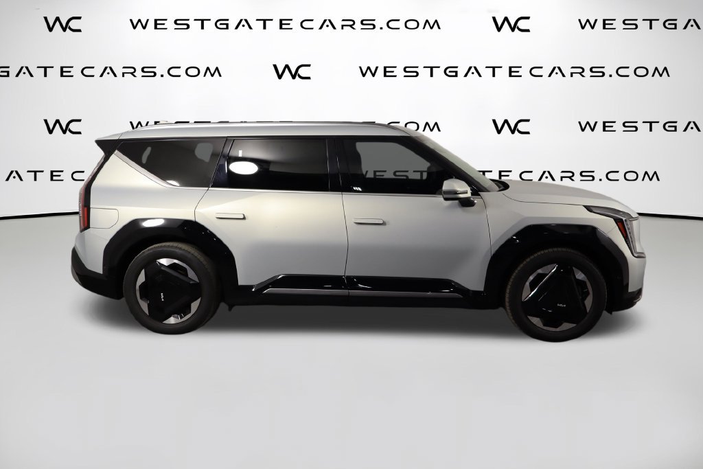 Used 2024 Kia EV9 Land AWD/4WD image 46