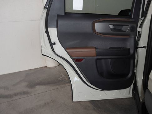 New 2025 Ford Bronco Sport Outer Banks w/ Outer Banks Tech Package+ image 38