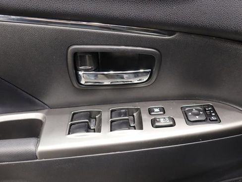 Used 2024 Mitsubishi Outlander Sport ES AWD/4WD image 16