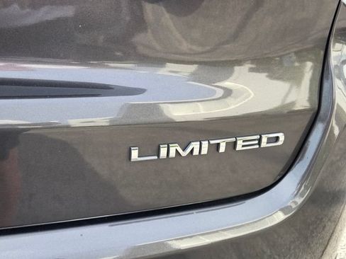 Used 2019 Jeep Compass Limited AWD/4WD image 12