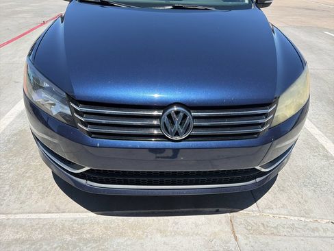 Used 2014 Volkswagen Passat 1.8T Wolfsburg Edition FWD image 22