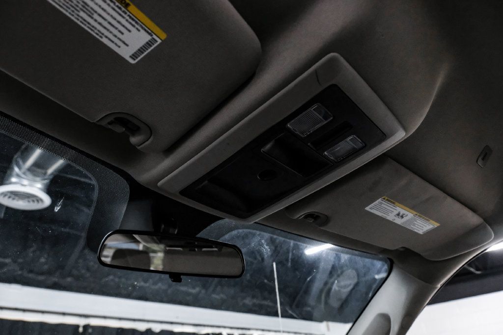 Used 2021 RAM 1500 Classic SLT AWD/4WD image 28