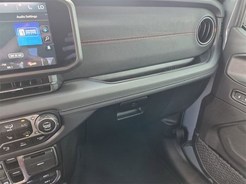 Used 2025 Jeep Wrangler Unlimited Rubicon w/ Safety Group image 29